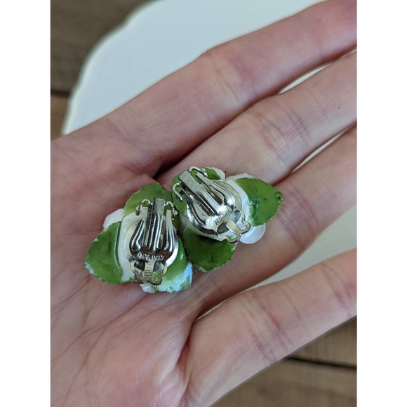 Vintage Porcelain Flower Clip-On Earrings - Picture 2 of 9